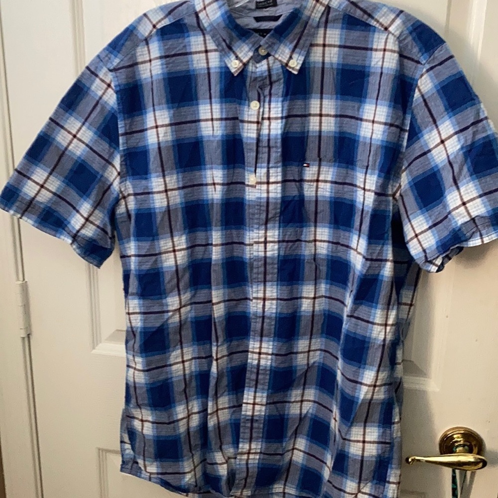 FINAL MARKDOWN TOMMY Hilfiger classic fit shirt medium